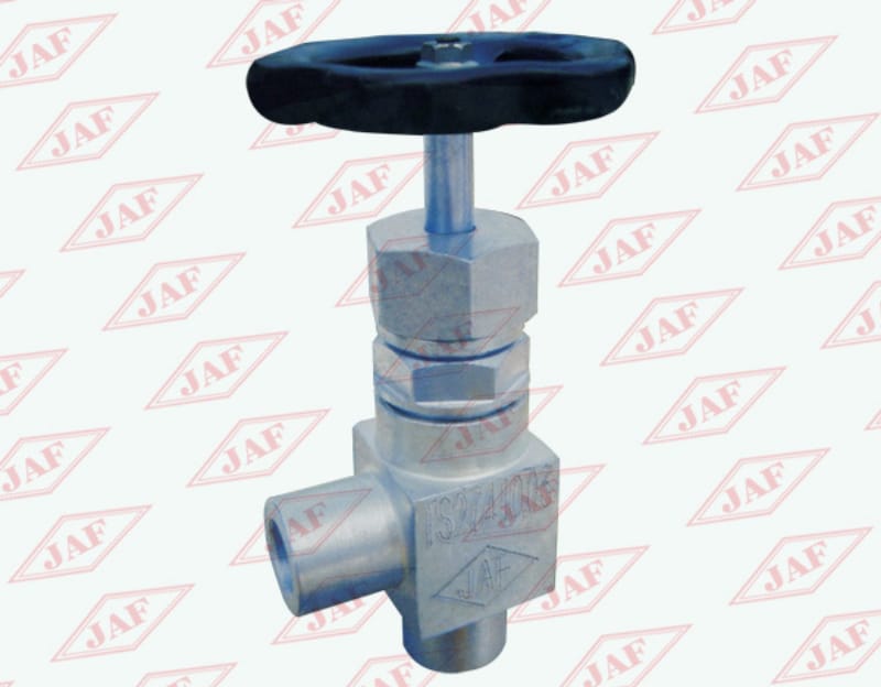 插焊連接直角截止閥J64F（B）-25（40）、插焊連接直角節(jié)流閥L64F（B）-25（40）